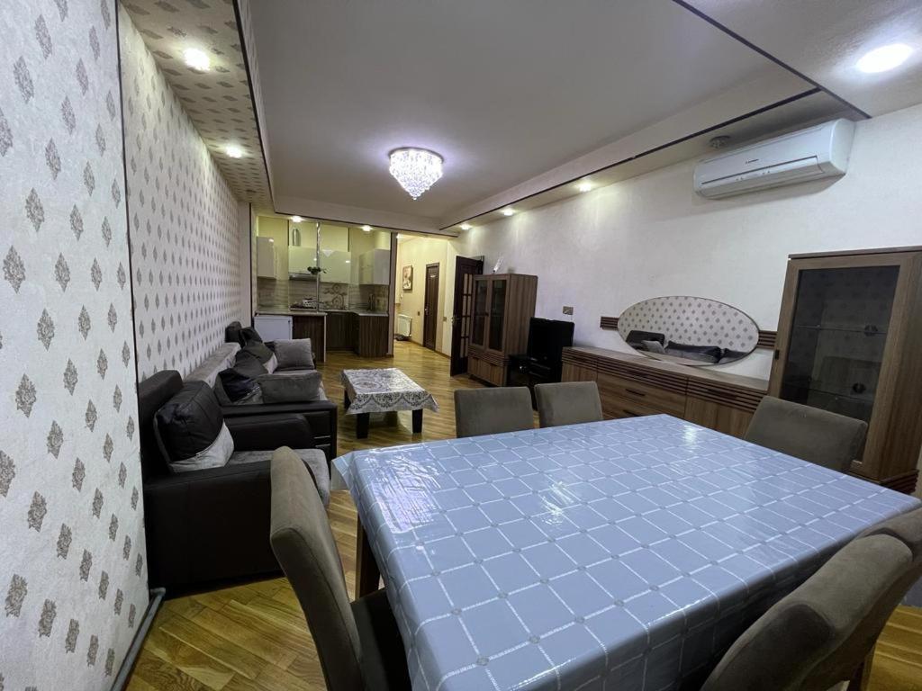 Bakuvi Apartments On New Boulveard Экстерьер фото