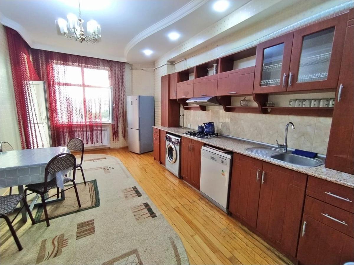 Bakuvi Apartments On New Boulveard Экстерьер фото