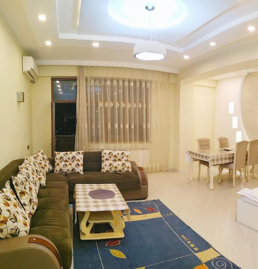 Bakuvi Apartments On New Boulveard Экстерьер фото